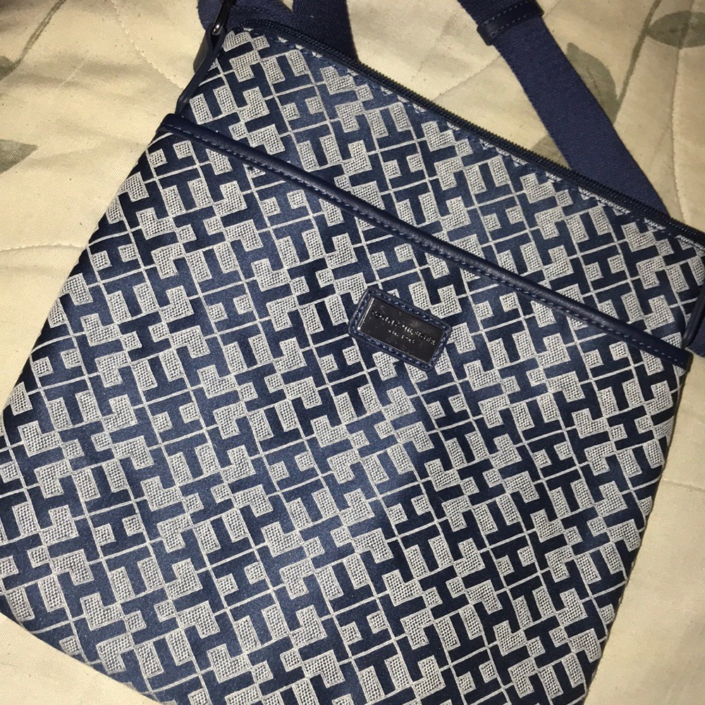 Tommy Hilfiger Cross BodyBag